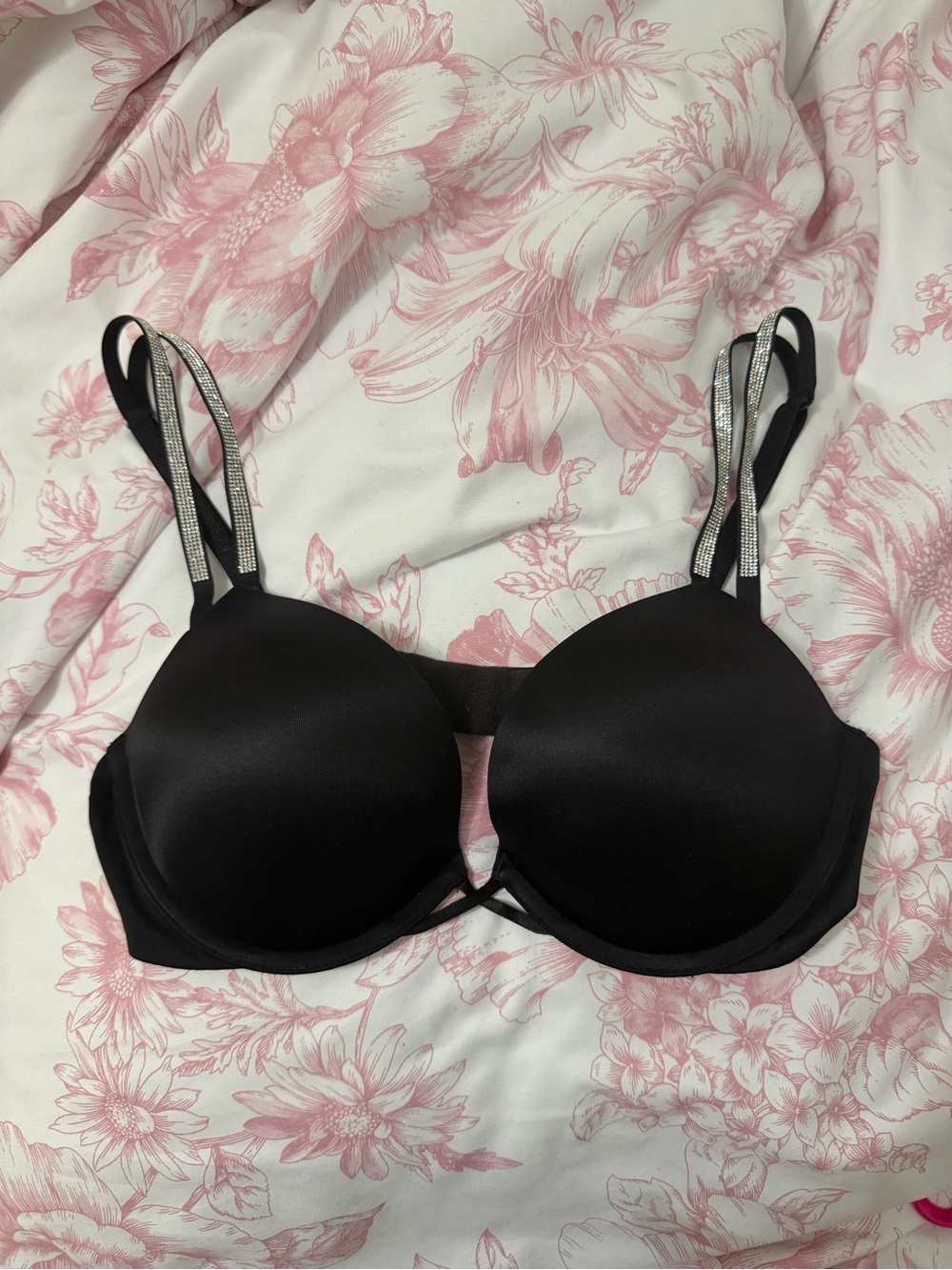 Victoria's Secret Very Sexy double strapped rhinestone shine push-up bra black